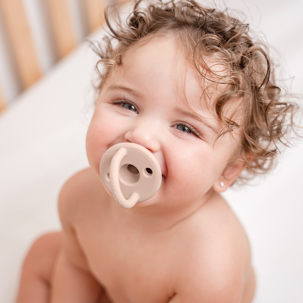 Baby Pacifier 5 Pack, 100% Food Garde Silicone by Comfy Cubs