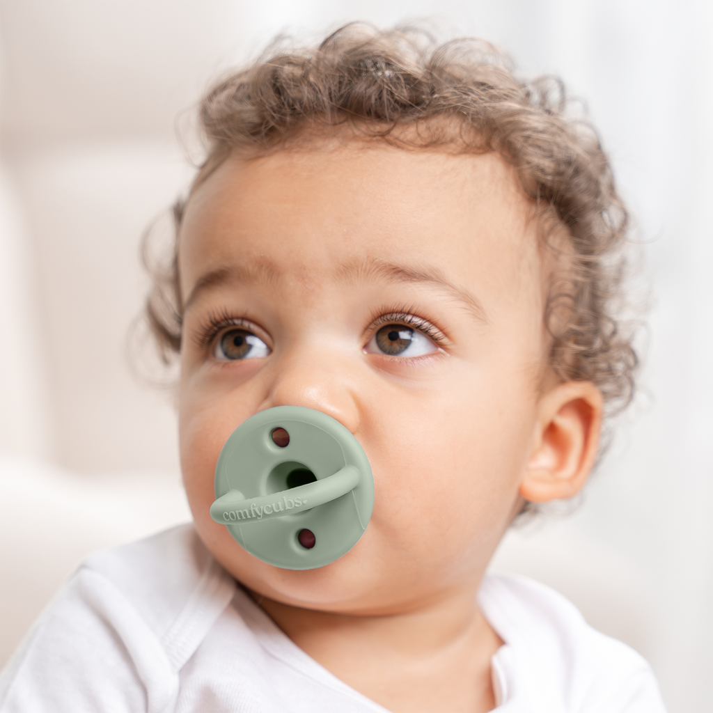 Baby Pacifier 5 Pack, 100% Food Garde Silicone by Comfy Cubs